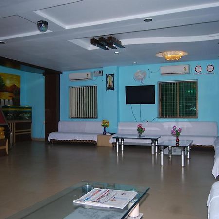 Hotel Om International Бодх-Гая Экстерьер фото