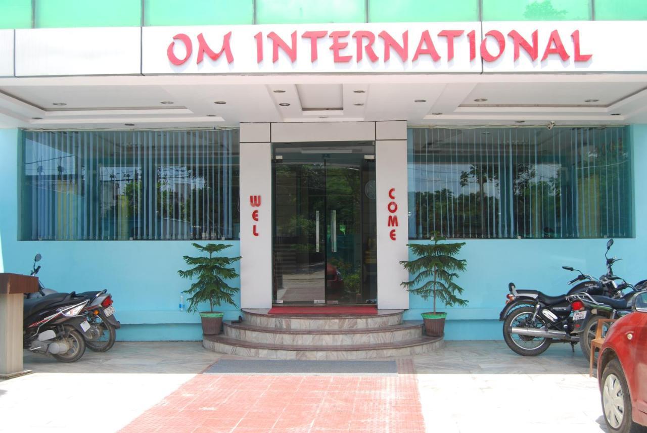 Hotel Om International Бодх-Гая Экстерьер фото